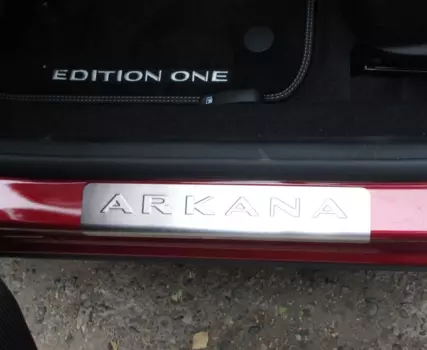 Накладки на пороги с надписью ARKANA для Renault ARKANA (Рено Аркана) 2019 -