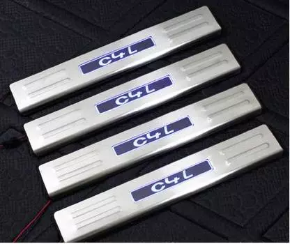 Накладки на пороги с подсветкой для Citroen C4 Седан 2013 - 2016