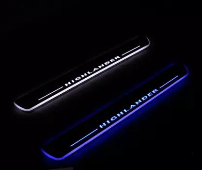 Накладки на пороги с подсветкой для Toyota Highlander (2014 - 2017)