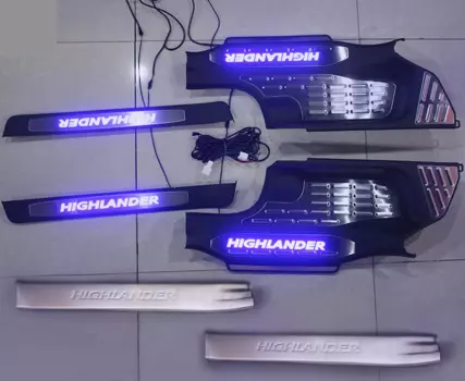 Накладки на пороги с подсветкой LUX