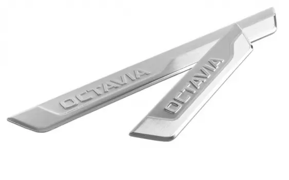 Накладки на пороги Skoda 5E3071303 для Skoda Octavia 2020 -