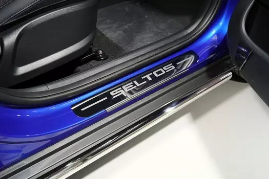 Накладки на пороги TCC KIASELT20-03 Kia Seltos 2020-