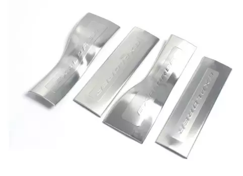 Накладки на пороги защитные для Ford Explorer (2010 - 2015)