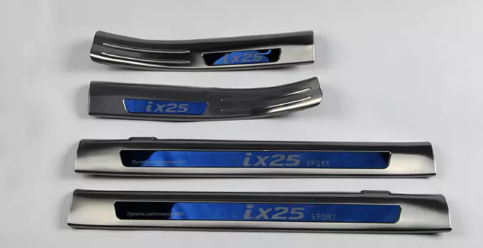 Накладки на внутренние пороги Dynamic sport для Hyundai Creta (Крета) (1G) 2016-, рест. 2020-