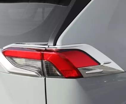 Накладки на задние фары Toyota RAV4 2019-