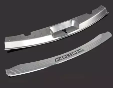 Накладки на задний бампер и багажный проем (серебристый) для Ford Explorer 2015-