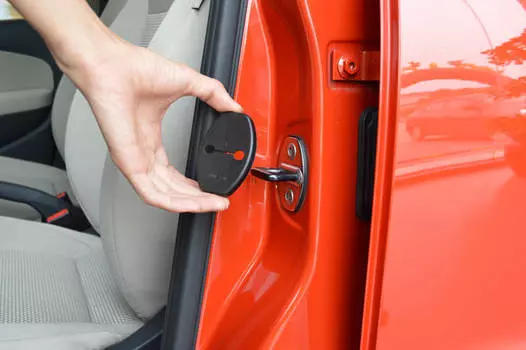 Накладки на замки Volkswagen Tiguan 2007 -