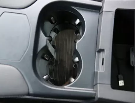 Накладки в ниши подстаканников для Haval F7 (Хавал Ф7) 2018 +