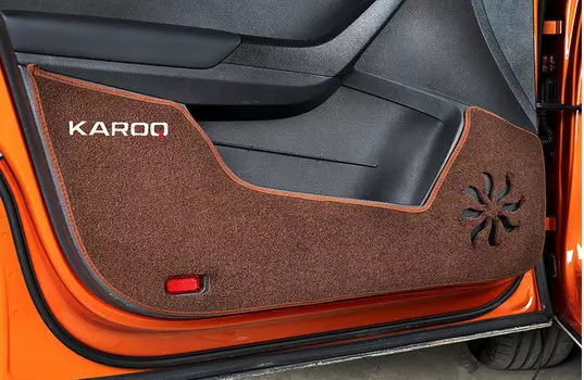 Накладки защитные на низ дверей в салоне Skoda Karoq 2020 (Шкода Карок)