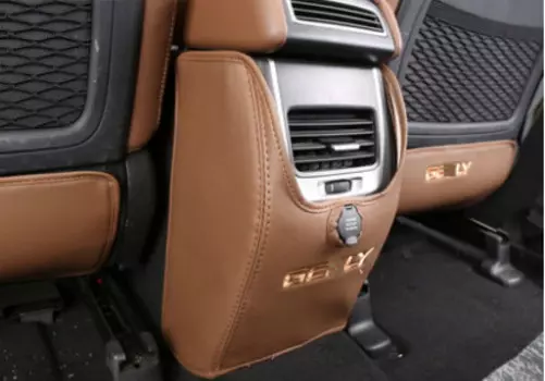 Накладки защитные на тумбу подлокотника и низ сидений 1-го ряда для Geely Atlas 2018 -