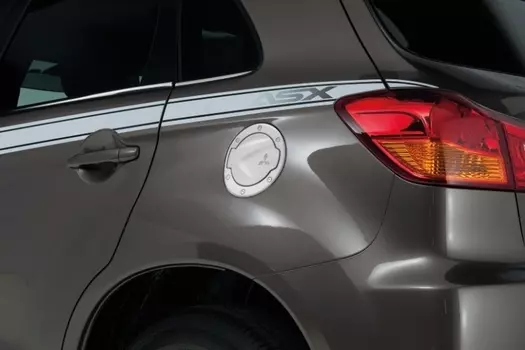 Наклейка боковая (серебристая, логотип "ASX") Mitsubishi MZ314457 для Mitsubishi ASX 2016 -