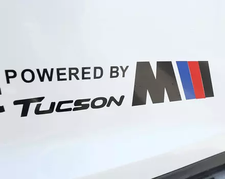 Наклейки на двери (разные) для Hyundai Tucson (2015- по н.в. )