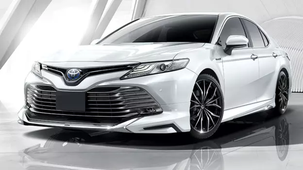 Обвес полный комплект для Toyota Camry 2018, 2019, 2020