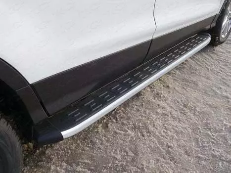 Пороги алюминиевые с пластиковой накладкой 1820 мм ТСС FORKUG17-32AL для Ford Kuga 2017-