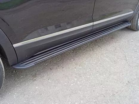 Пороги алюминиевые "Slim Line Black" TCC VWTER18-39B Volkswagen Teramont 2018-