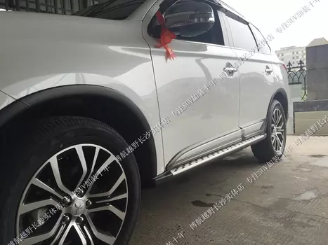 Пороги BMW Style OUTLANDER 2016