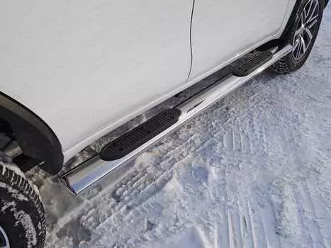 Пороги овальные с накладкой TCC TOYFORT17-25 Toyota Fortuner 2017-