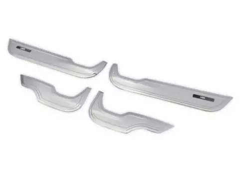 Противоударная накладка на дверь (серебро) для Honda C-RV 2017-