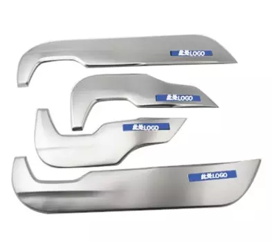 Противоударная накладка на дверь (серебряная) Honda CRV 2020-