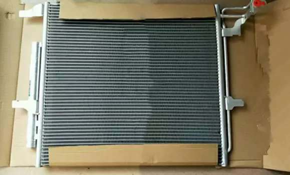 Радиатор кондиционера для Geely Atlas 2018 -