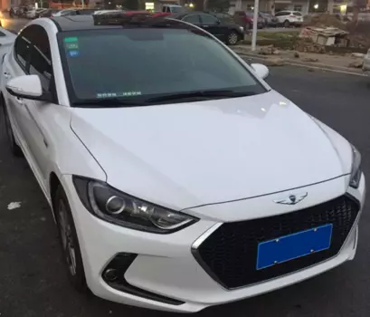 Решетка радиатора Genesis Style для Hyundai Elantra 2016 -