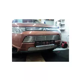 Решетка радиатора гриль, нижняя RUSSTAL