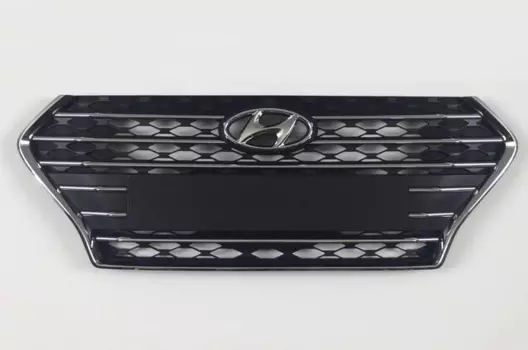 Решетка радиатора хромированная Elegance на Hyundai Solaris 2017 -