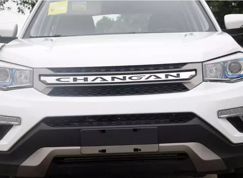 Решетка радиатора (верхняя) для Changan CS75 2015 -