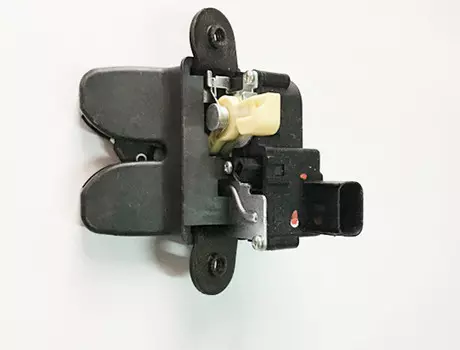 Штатный замок багажной двери для Hyundai Creta (Крета) (1G) 2016-, рест. 2020-