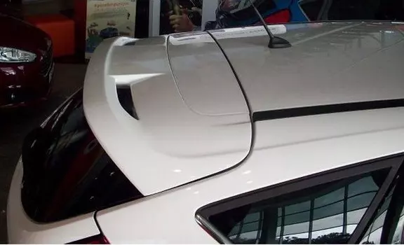 Спойлер на заднее стекло, грунт (HB) Omsa Line 2608-501 для FORD Focus III (2011 - 2015 )