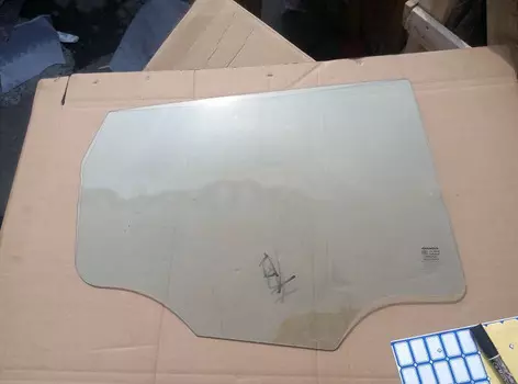 Стекло двери заднее правое/левое для Hyundai Creta (Крета) 2016 -