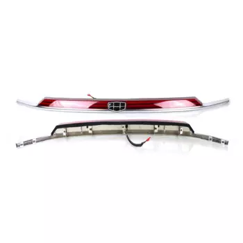 Светодиодная LED вставка между задних фонарей Geely Coolray (SX11) Кулрэй 2020