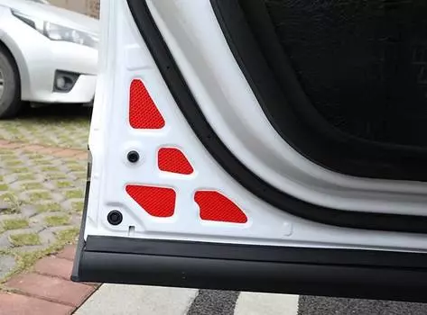 Светоотражающие наклейки для дверей (красные) Racen RCN00109 для Haval F7 2019-