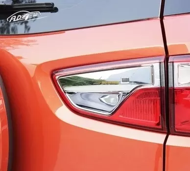 Вставка в ручку багажной двери