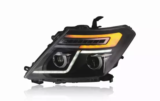 Ксеноновые диодные передние фары Tuning Style для Nissan Patrol 2014 -