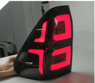 Задние светодиодные фонари Dallon DAL00106 для Toyota Hilux 2015