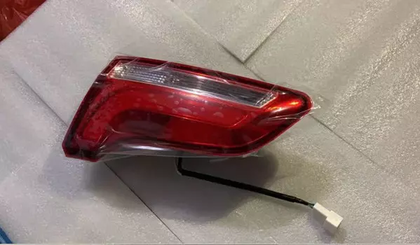 Задние внутренние фары (левая / правая) для FAW Besturn Х40 (2018, 2019, 2020)