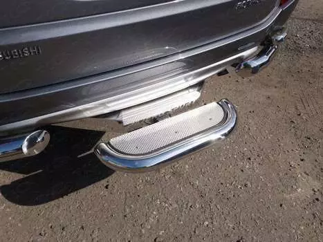 Задняя подножка (нержавеющая сталь) 60,3 мм (под фаркоп) Компания ТСС MITPASPOR16-27 Mitsubishi Pajero Sport 2016-