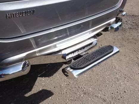 Задняя подножка овальная 120х60 мм (под фаркоп) Компания ТСС MITPASPOR16-26 Mitsubishi Pajero Sport 2016-