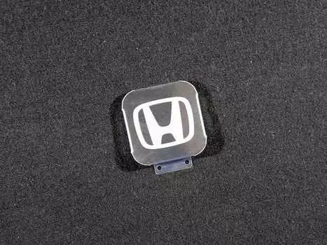 Заглушка на фаркоп с логотипом Honda TCC TCUZHOND1 Honda