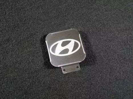 Заглушка на фаркоп с логотипом Hyundai (нержавеющая сталь) Hyundai
