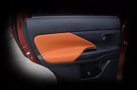 Защита на двери для Mitsubishi Outlander 2012 - 2019