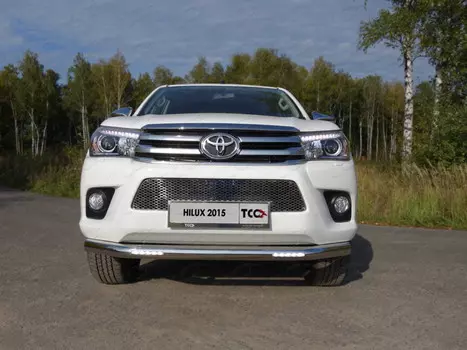 Защита передняя нижняя (с ДХО) 76,1 мм Компания ТСС TOYHILUX15-04 Toyota Hilux 2015-