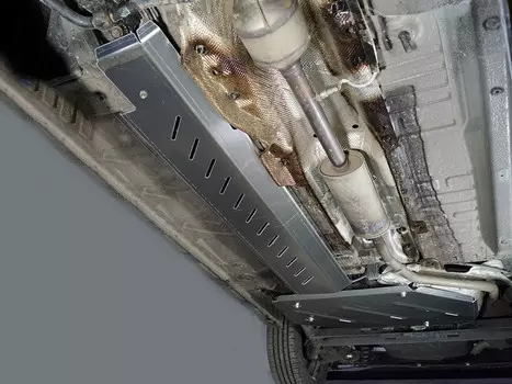 Защита топливных магистралей (алюминий) 4 мм Компания ТСС ZKTCC00415 Renault Logan Stepway 2018-