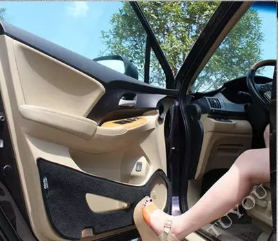 Защита (ворс) на низ боковых дверей для Hyundai Grand Santa Fe (2012 - 2018)