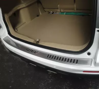 Защитная накладка на задний бампер CRV