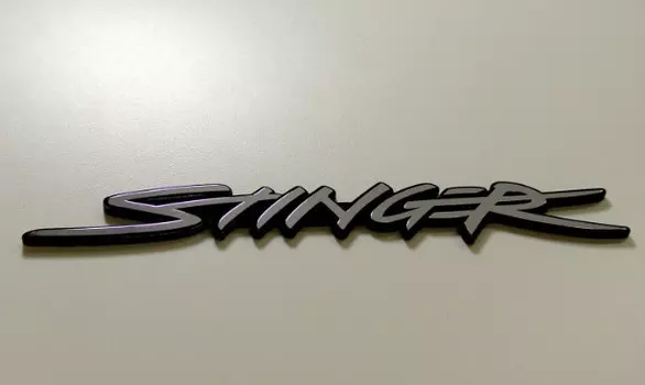 Значок "Stinger" (хром) для KIA Stinger 2018 -