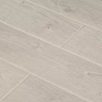 Ламинат 33 класс Tarkett Estetika дуб натур белый 1,754 кв.м 9 мм с фаской