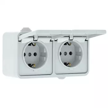 Розетка EKF Прага накладная белая с крышкой (EKRR16-050-10-440)