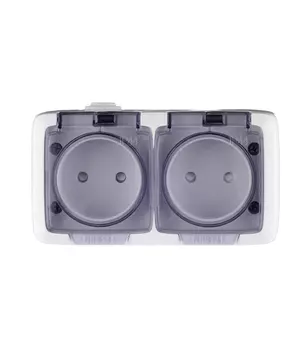 Розетка Hegel Alfa накладная белая со шторками с крышкой (РА16-242)